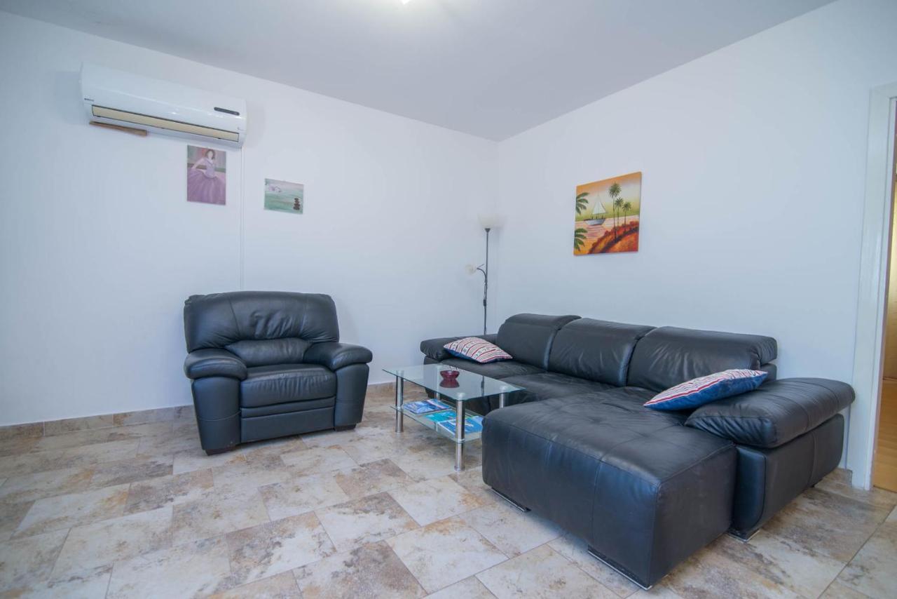 App Bonic Apartment Veli Losinj Ngoại thất bức ảnh